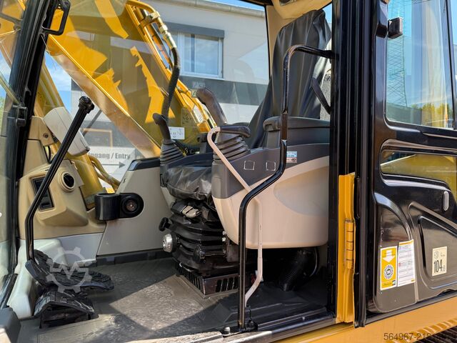 Chain excavator Caterpillar 