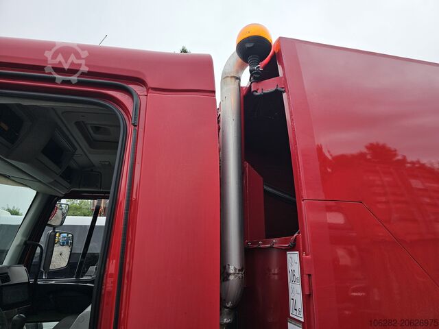 Garbage truck Volvo FL240 mit NTM 12cub K-2KMAXI 7.9+4.1 EUR