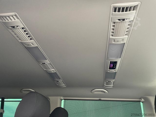 Kleinbus VOLKSWAGEN T6.1 Caravelle Comfortl LR 4M NAV el. Trittstufe