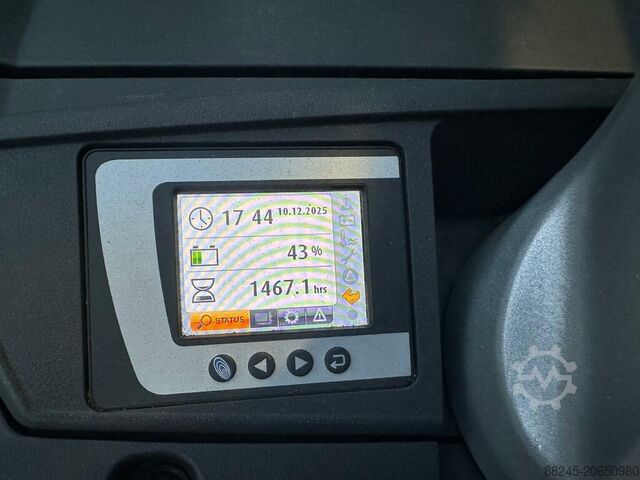 Elektrischer Triplex-Stapler Still EXVSF14 mit 5316 mm Hubhöhe STILL EXVSF14