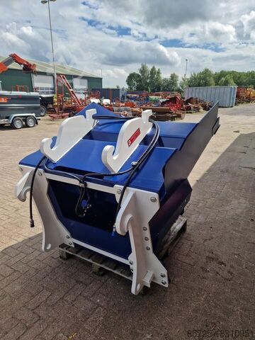 Bottom opening container