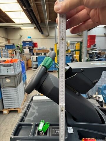 Schlepper Jungheinrich EZS130