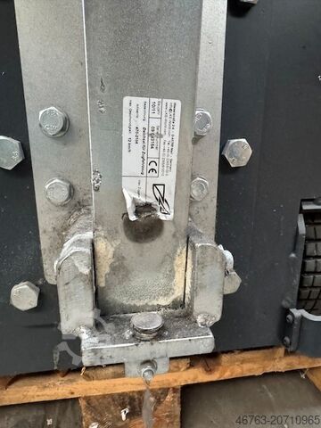 Schlepper Jungheinrich EZS130