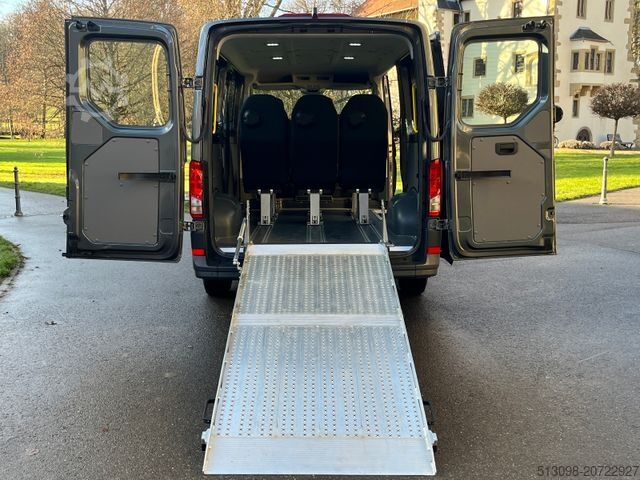 Kleinbus VOLKSWAGEN CRAFTER 2,0 TDI 9 SITZER KAMERA AHK KLIMA PDC
