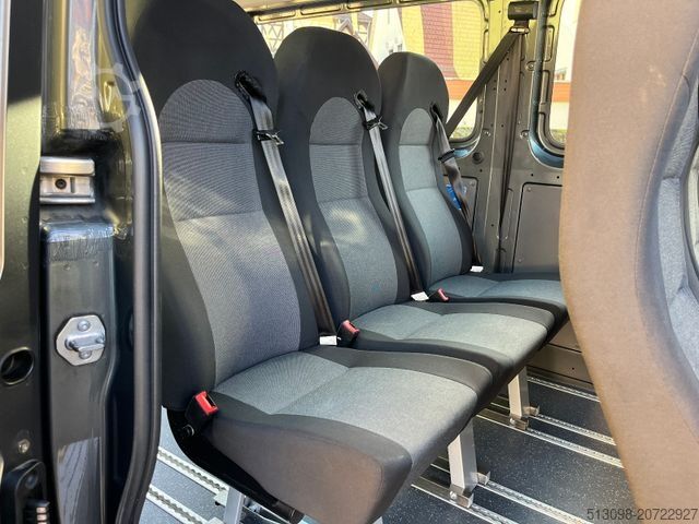 Kleinbus VOLKSWAGEN CRAFTER 2,0 TDI 9 SITZER KAMERA AHK KLIMA PDC