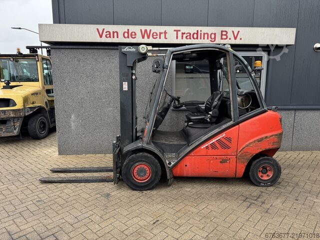 Linde H30T-01 Triplex 465 Freelift / Sideshift LPG 2012 LINDE H30T-01 Triplo 465 Freelift / Sideshift LPG 2012