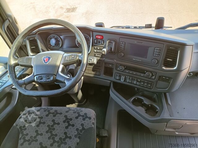 Chassis truck SCANIA R 450