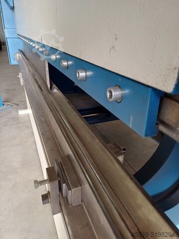 Press brake LVD PPI 135/30 MNC 95