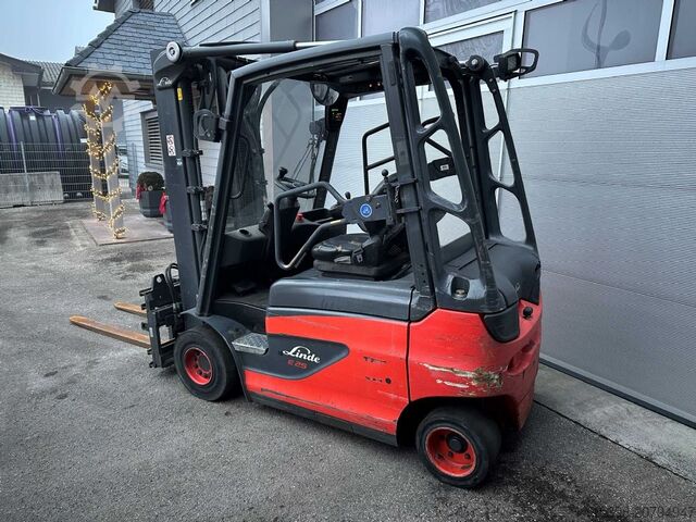 Elektro 4 Rad-Stapler Linde E 25-01 - TRIPLEX 4,7 m