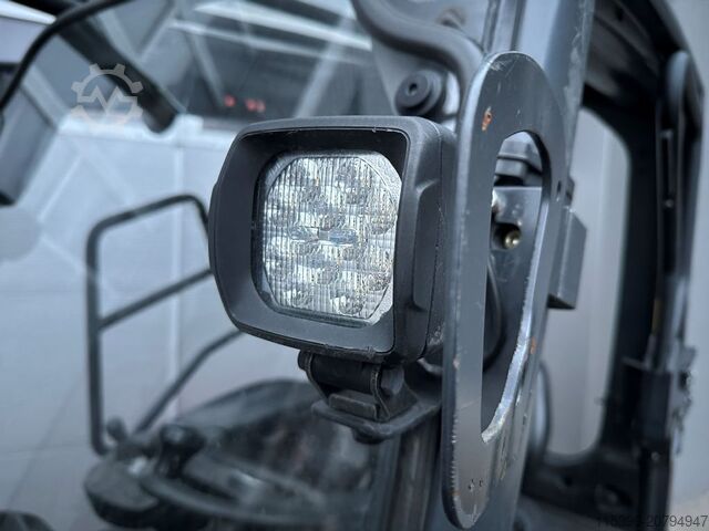 Elektro 4 Rad-Stapler Linde E 25-01 - TRIPLEX 4,7 m