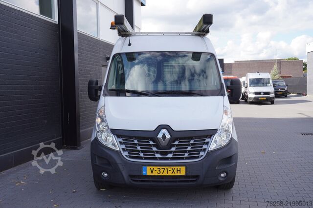 Delivery van Renault Master 2.3 dCi 130PK L2H2 EURO 6 - Airco - Navi...