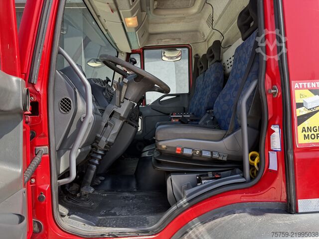 Tipper truck Iveco Eurocargo 180E28 Kipper Kran FASSI