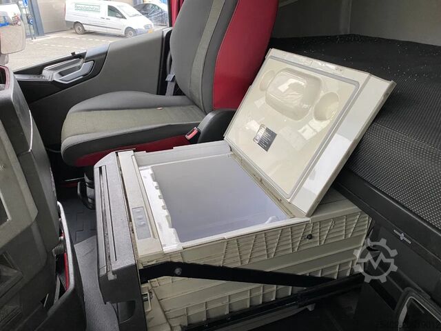 Standard-SZM Volvo FH 13.420 Globetrotter / Mega / 2x Tank