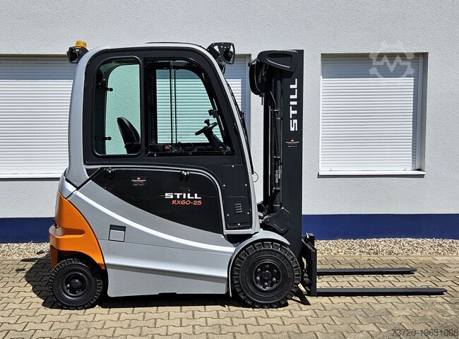 Electric forklift - 3,125 hours - battery 86% STILL RX 60-25
