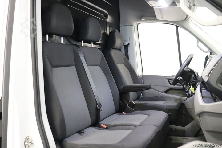 Delivery van Volkswagen Crafter 2.0 TDI 177PK L3H3 - EURO 6 - Airco - C...