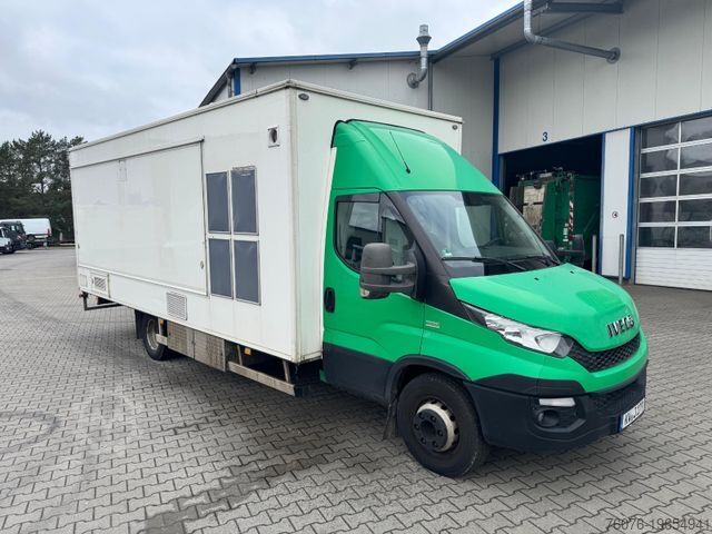 Customized van IVECO 70C17 Fleisch Theke Solar Heizung Kühler Kamera