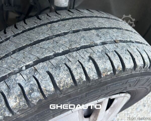 Minibus OPEL OPEL MOVANO FURGONE CON SPONDA POSTERIORE CARICATRICE