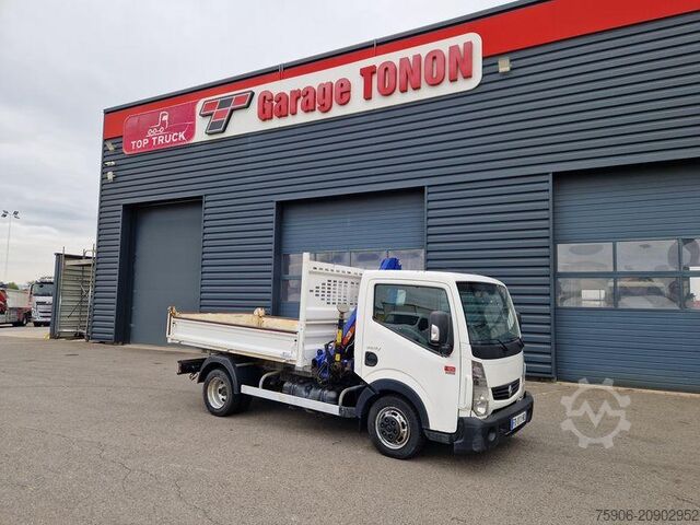 Individuell ausgestattete Transporter / Maßgeschneiderte Lösungen Renault Maxity