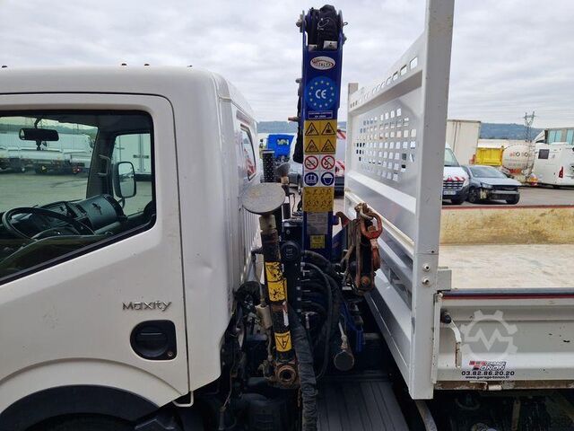 Individuell ausgestattete Transporter / Maßgeschneiderte Lösungen Renault Maxity