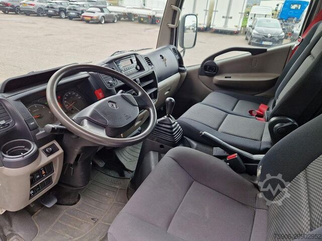 Individuell ausgestattete Transporter / Maßgeschneiderte Lösungen Renault Maxity