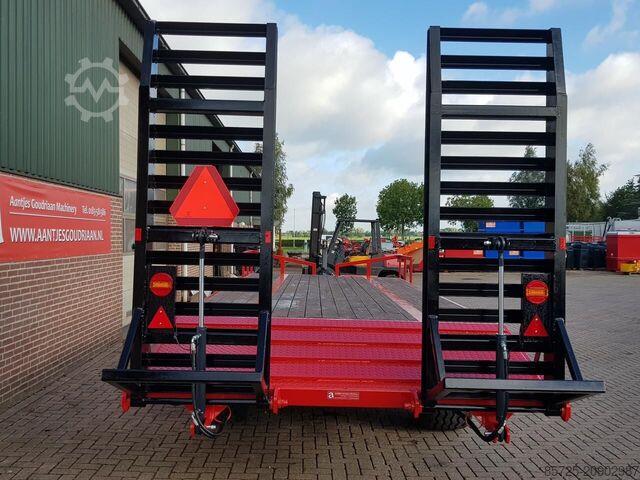 Tieflader  AGM Oprijwagen