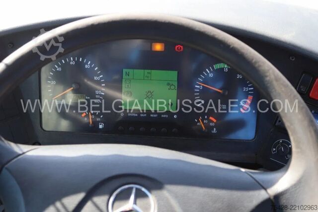 Intercitybus Mercedes-Benz Intouro ME / 12,98m  / Manual / Euro 5