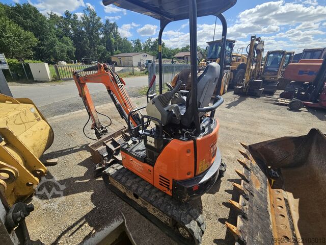 Crawler excavator Hitachi ZX 19 U 5