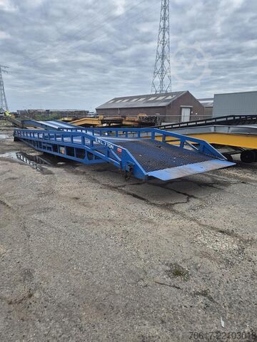 Chase 8 ton laadbrug loadingramp verladerämpe Chase 8 ton laadbrug loadingramp verladerämpe