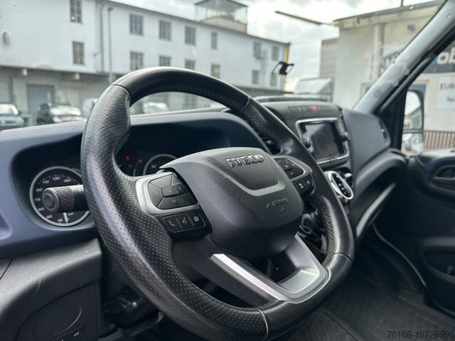 Transporter Fahrgestell IVECO Daily 70 C 18 2 x Fahrgestell 3.0 Automatik