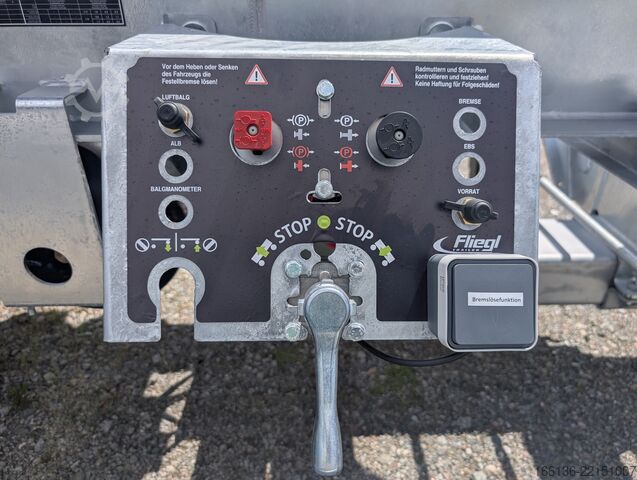 Trailer Swap Chassis Fliegl TWP 180 Standard "Edition Deutsche Post"