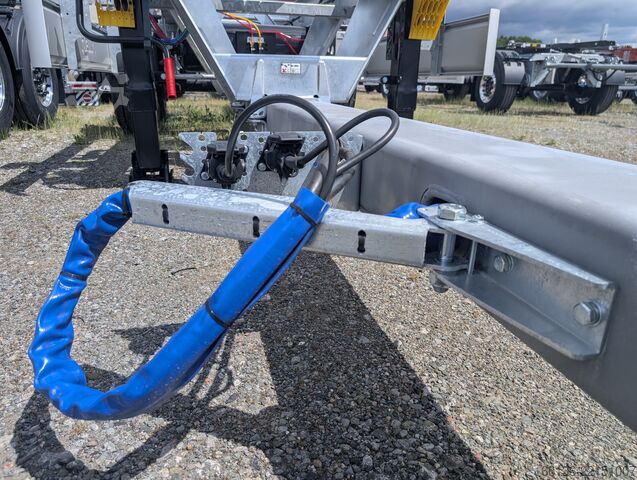 Trailer Swap Chassis Fliegl TWP 180 Standard "Edition Deutsche Post"