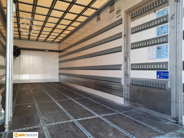 Box truck MERCEDES-BENZ 1824 L ACTROS Koffer 7,35 m mit Tür + LBW 2t