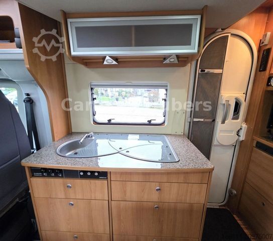 Semi-integrated camper DETHLEFFS Globe 4 - Hubbett - Stockbetten  - Klima
