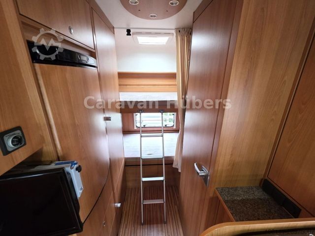 Semi-integrated camper DETHLEFFS Globe 4 - Hubbett - Stockbetten  - Klima