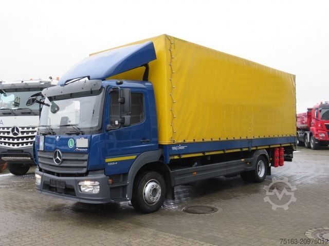 Flatbed truck with tarp MERCEDES-BENZ Atego 1224 L  Pritsche LBW LBW 1.5to