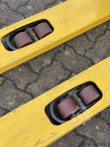 Manual stacker Yale MS10