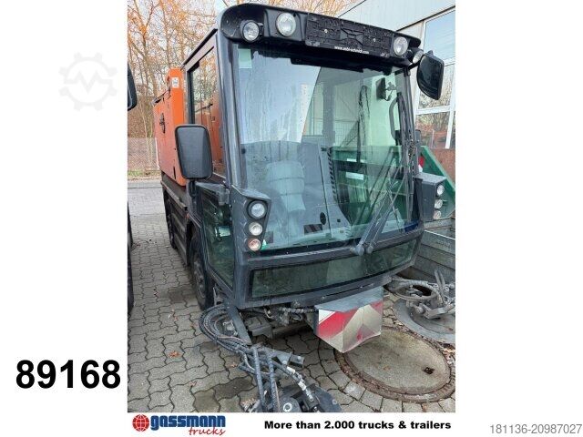 Road sweeper Aebi Schmidt Swingo 200+