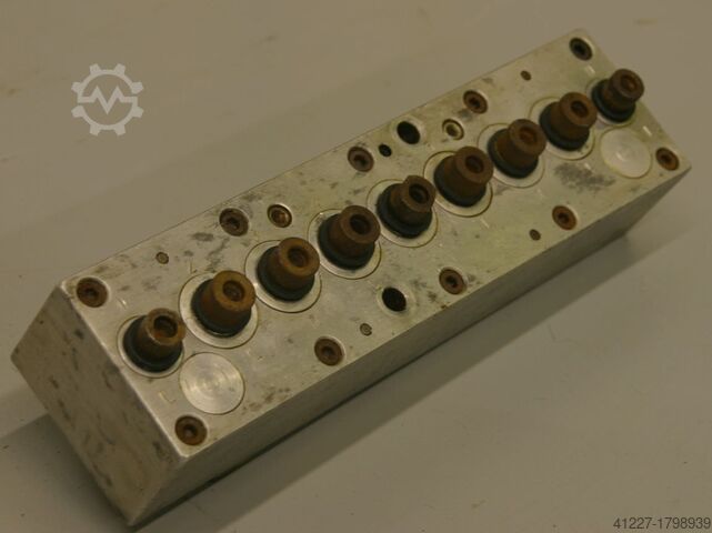 Multi-spindle head 9 drills Nottmeyer 32 Lochabstand