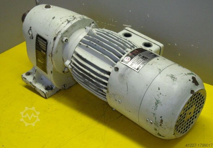 Geared motor 0.55 kW 62 rpm SSB DFG-10-0410.204.42-B3
