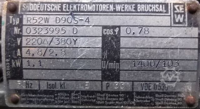 Geared motor 1.1 kW 103 rpm SEW-EURODRIVE R52W D90S-4