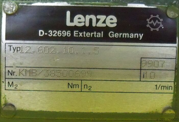 Geared motor 1.1 kW 320 rpm Lenze 43.550.64026