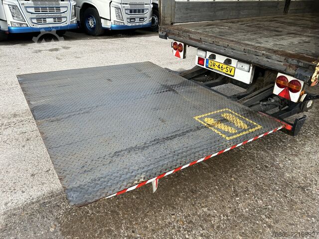 Schiebeplanen Krone Profi Liner / Curtainside / Lift + Steer axle /...