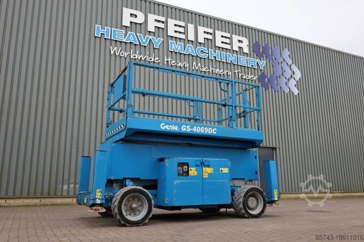 Scissor lift Genie GS4069 Electric, 14m Working Height, 363kg Capacit