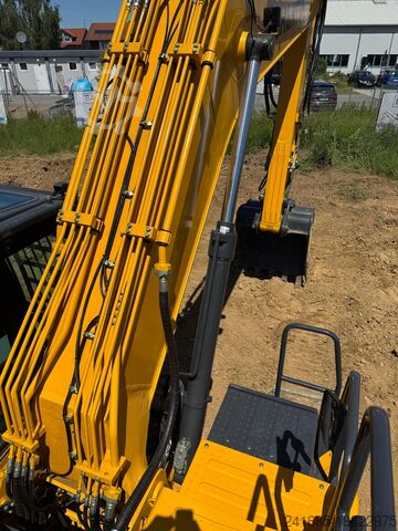 Crawler excavators SHANTUI SE215 23,8t Komatsu Volvo CAT Doosan JCB