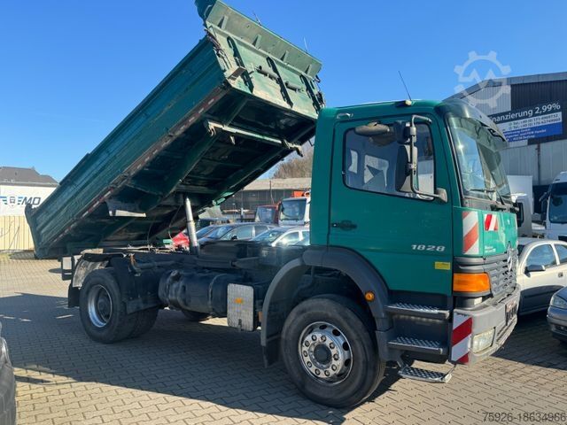 Three-sided tipper truck MERCEDES-BENZ Atego 1828 Dreiseitenkipper* Schaltgetriebe*