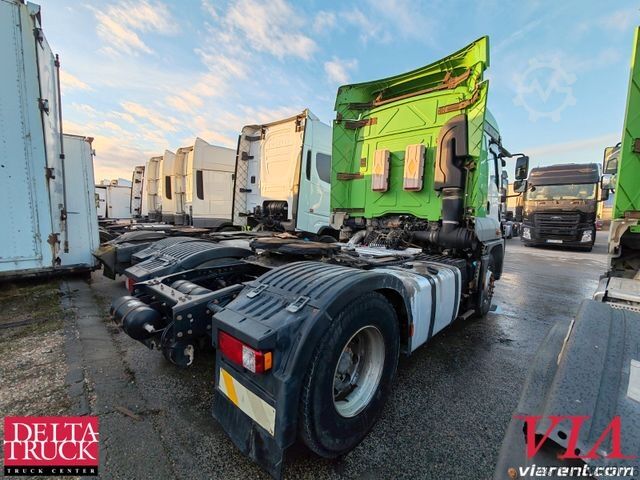 Standard tractor unit FORD 1848T