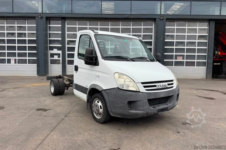 Van IVECO Daily 35C12