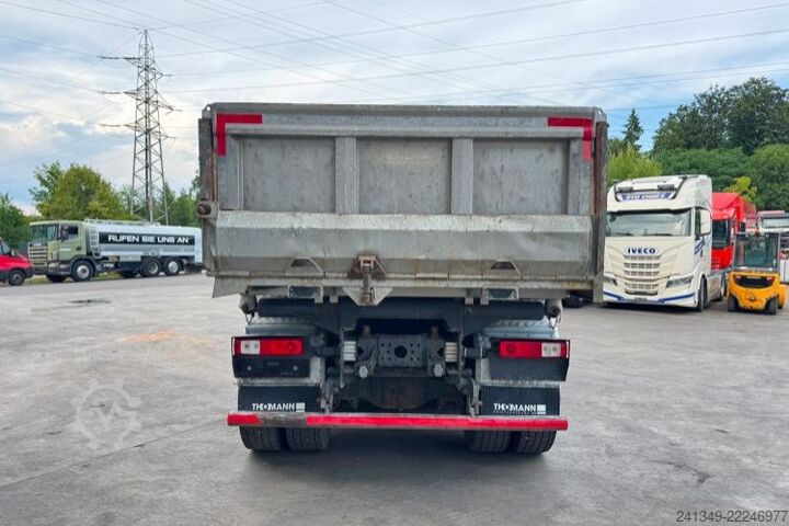 Kipper LKW RENAULT Kerax 520 8x4 Stahlkipper 2 Seiten