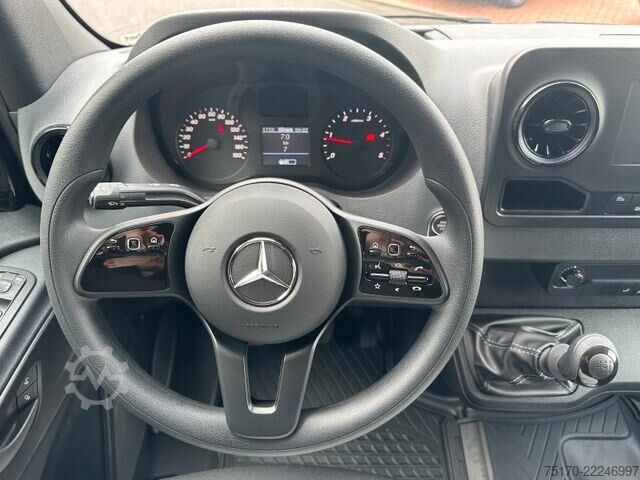 Fahrgestell mit Fahrerhaus Mercedes-Benz Sprinter 311 CDI 4325 Fahrgestell
