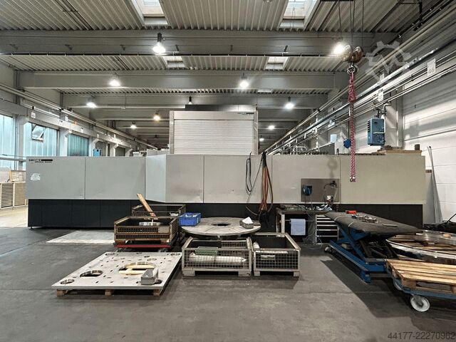 Universal Bearbeitungszentrum DMG MORI DMC 340 U